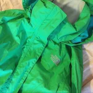 ♡ THE NORTH FACE green jacket ♡